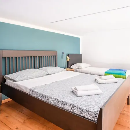 In Flats Santa Chiara Apartament Neapol