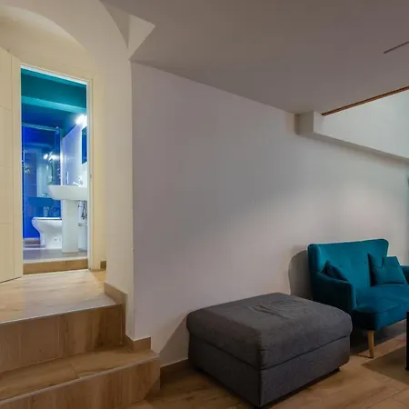 In Flats Santa Chiara Apartament *